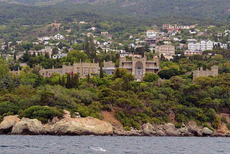Воронцовский дворец, вид с моря